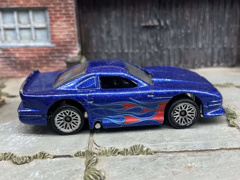 (1 Of 2) 1997 Hot Wheels 1:64 Scale Blue Ford Mustang Cobra, Flame Graphics, Loose. Definitely Has Wear, Please See Pics. Bargain Bin! 1