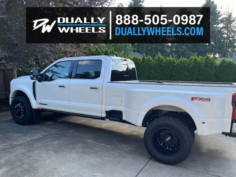 2023 Ford F-450 Super Duty 1