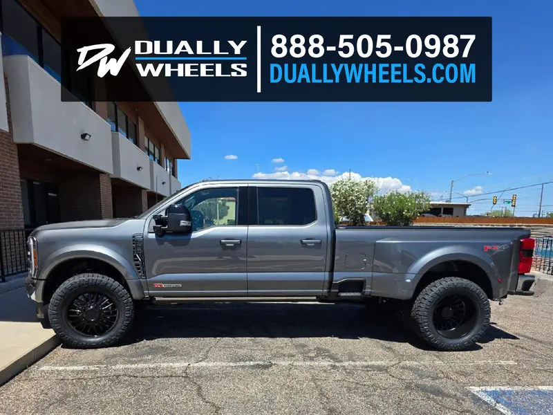 2025 Ford F-450 Super Duty 1