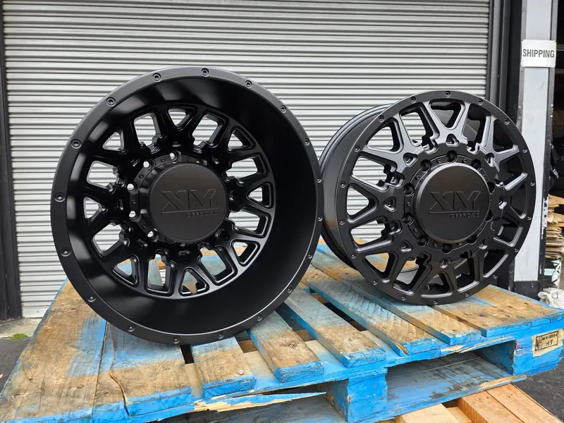 20X8.25 Xm Off-Road Xm-900 Satin Black Ford/Dodge Dually Wheels 10X225 Set Of 6 (Fits Up To 12.50 Tire) 1