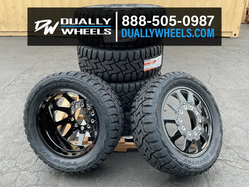 35X12.50R22 Toyo Open Country R/T Tires Set Of 6 2