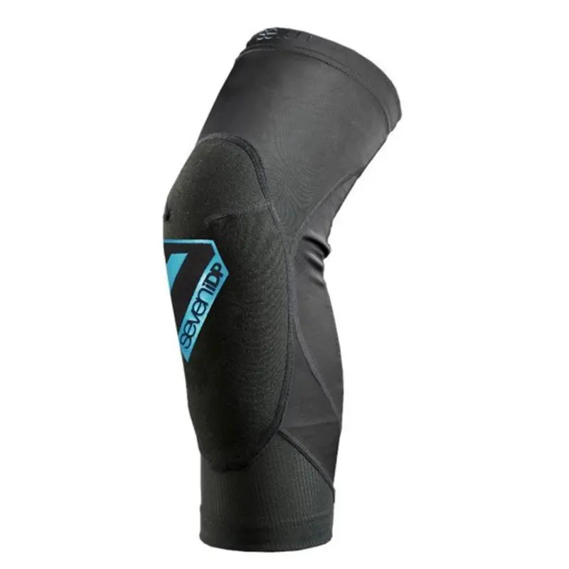 7Idp Transition Knee Guard Black 1
