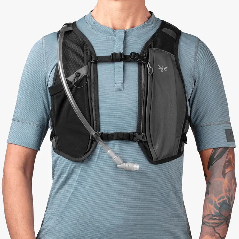 Apidura Backcountry Hydration Backpack 1