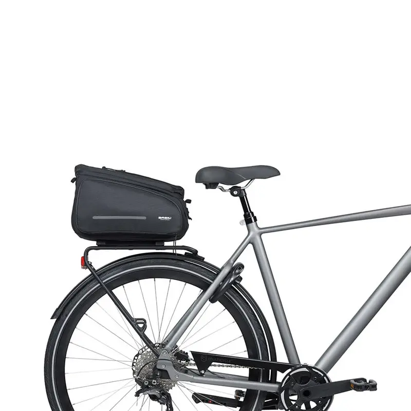 Basil Move Luggage 1