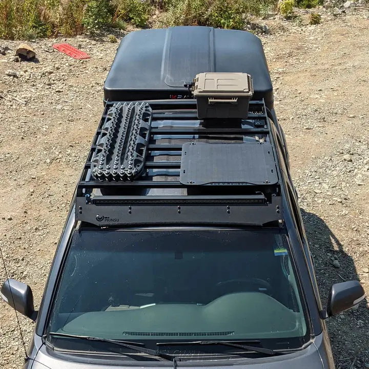 Cascadia 4X4 Prinsu Roof Rack 45 Watt Modular Solar System 1