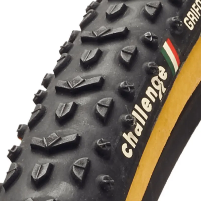 Challenge Pro Tlr Grifo Tire 2