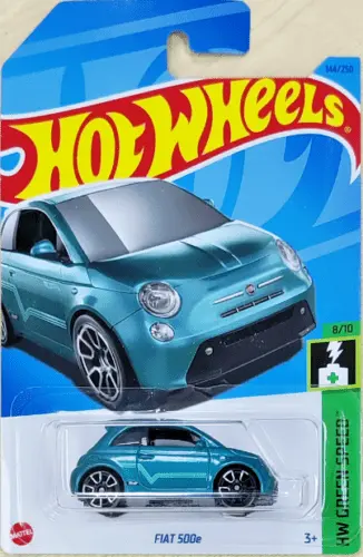 Collectable Carded Hot Wheels 2022 - Fiat 500E - Blue 1