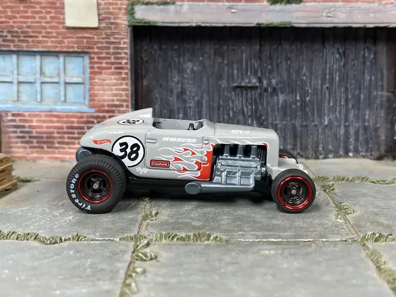 Custom Hot Wheels - 1928 Ford Max Steel - Gray38 - Black And Red Mag Wheels - Rubber Tires 1