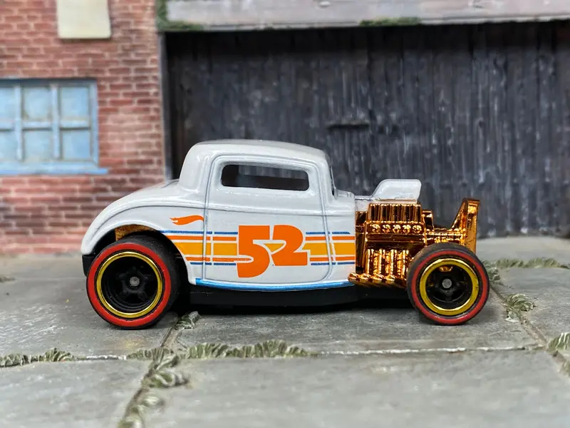 Custom Hot Wheels - 1932 Ford 3 Window - Pearl White 52 Years - Black And Gold Mag Wheels - Redline Rubber Tires 1