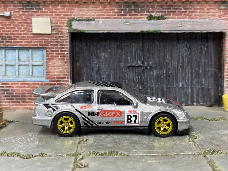 Custom Hot Wheels - 1987 Ford Sierra Cosworth - Silver And Black 87 - Gold Mag Wheels - Rubber Tires 1