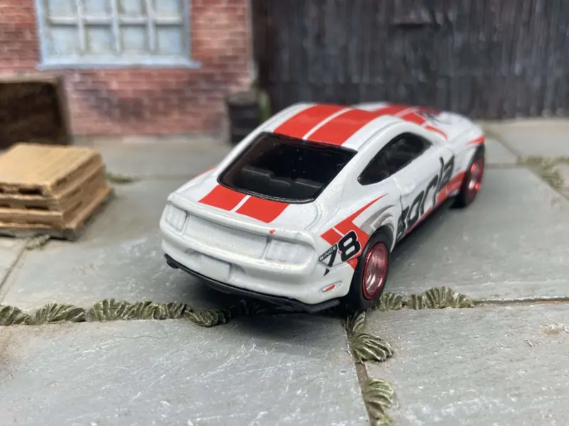 Custom Hot Wheels 2015 Ford Mustang Gt In White And Red With Borla Livery With Chrome And Red 5 Spoke Race Wheels With Rubber Tires 2
