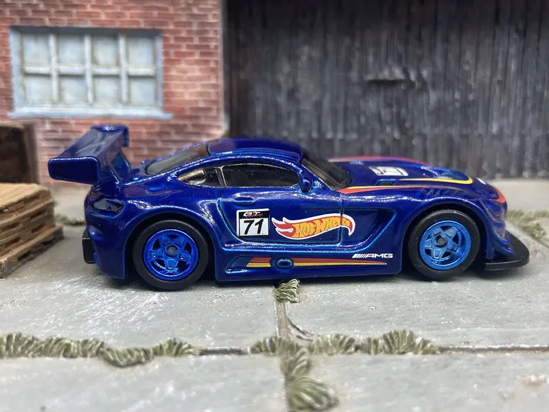 Custom Hot Wheels 2016 Mercedes Amg Gt3 Dressed In Racing Livery With Blue 5 Star Racing Wheels With Rubber Tires 1