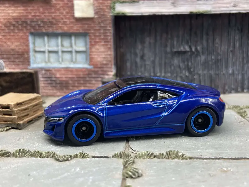 Custom Hot Wheels - 2017 Acura Nsx - Blue - Black And Blue 5 Spoke Wheels - Rubber Tires 1