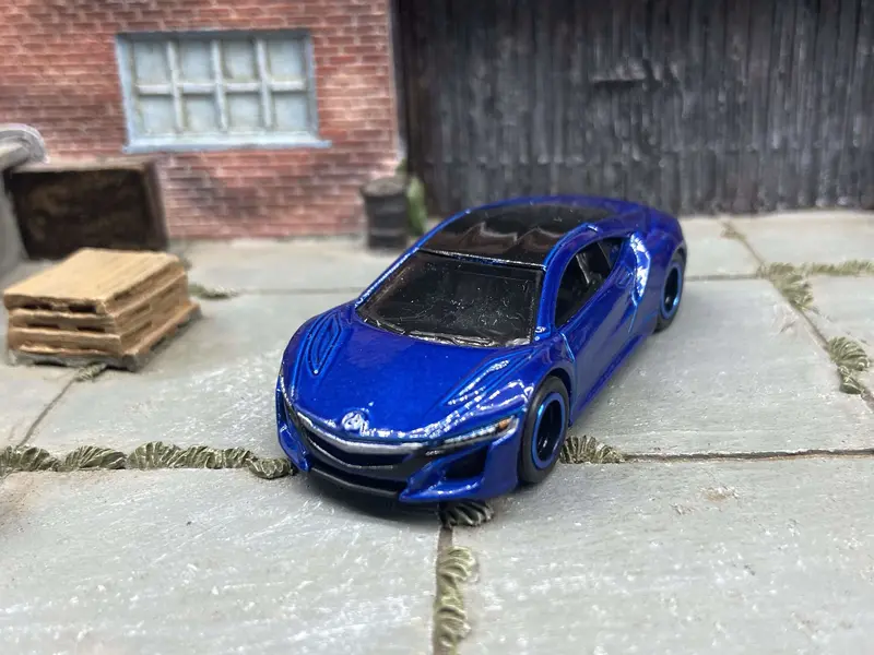 Custom Hot Wheels - 2017 Acura Nsx - Blue - Black And Blue 5 Spoke Wheels - Rubber Tires 2