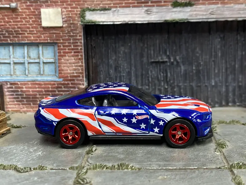 Custom Hot Wheels - 2018 Ford Mustang Gt - Blue Stars And Stripes - Red Mag Wheels - Rubber Tires 1