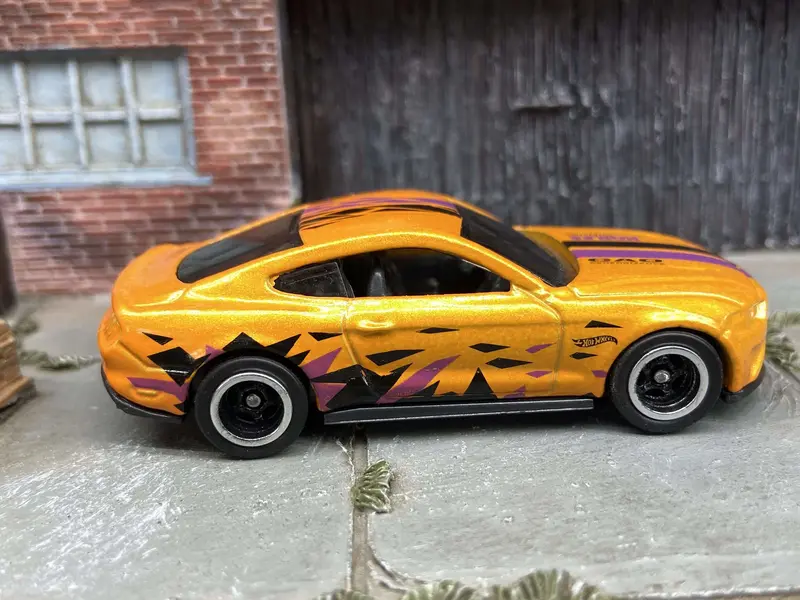 Custom Hot Wheels 2018 Mustang Gt In Orange With Black And Chrome 5 Spoke Wheels With Rubber Tires 1