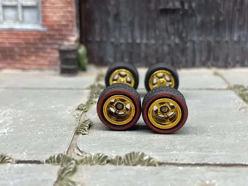 Custom Hot Wheels - Matchbox Rubber Tires & Wheels: Red Line Rubber Tires And Gold 5 Spoke Deep Dish Wheels 10Mm - 10Mm 1