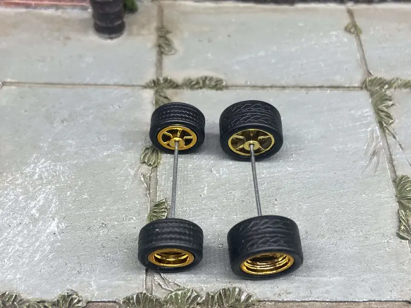 Custom Hot Wheels - Matchbox Rubber Tires & Wheels: Rubber Tires And Gold 5 Spoke Deep Dish Wheels 10Mm - 12Mm 2