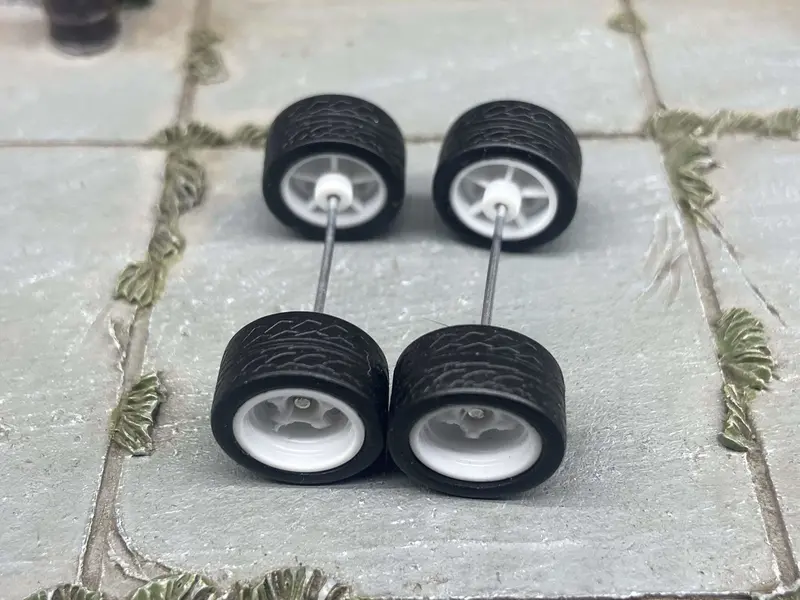 Custom Hot Wheels - Matchbox Rubber Tires & Wheels Rubber Tires And White 5 Spoke Deep Dish Wheels 12Mm - 12Mm 2