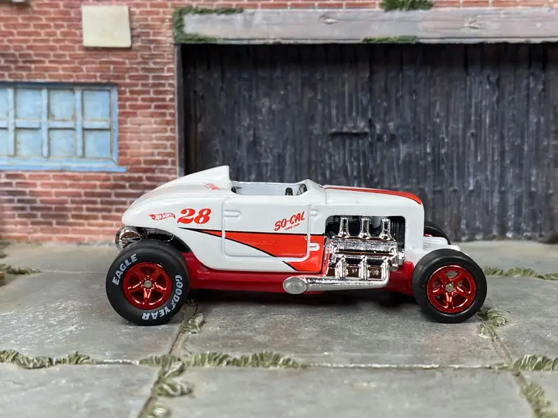 Custom Hot Wheels - Max Steel - So Cal White And Red - Red Mag Wheels - Goodyear Rubber Tires 1