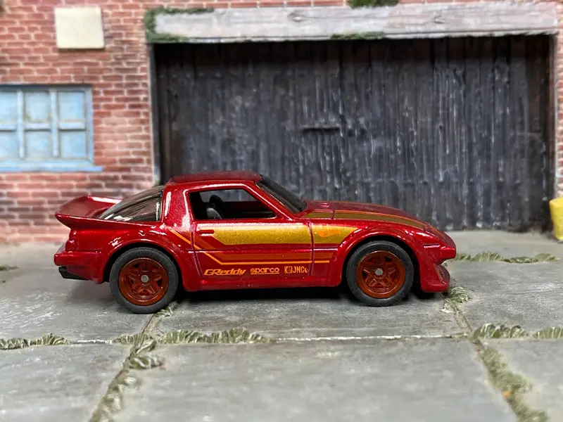 Custom Hot Wheels - Mazda Rx-7 - Dark Red And Gold - Red Mag Wheels - Rubber Tires 1