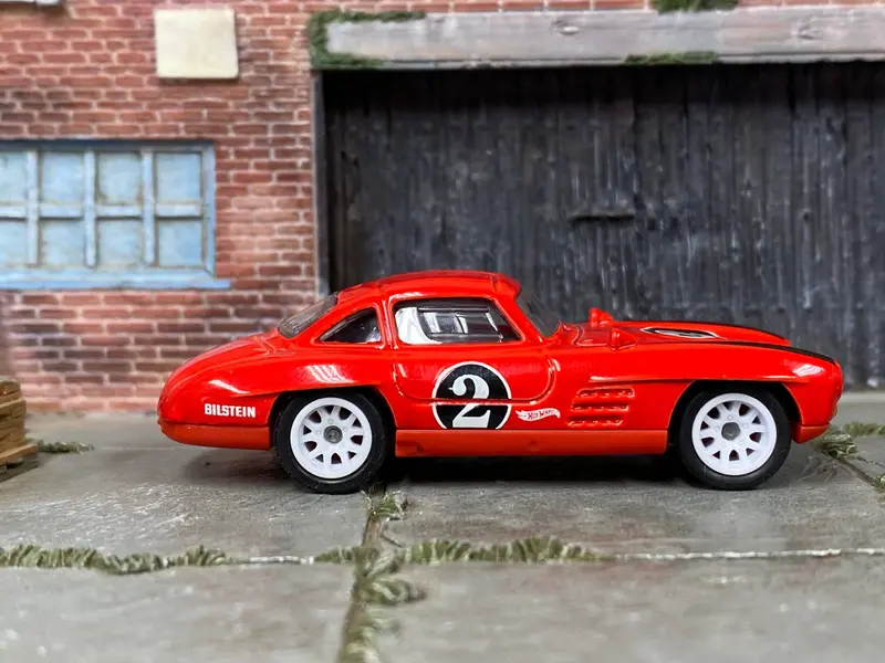 Custom Hot Wheels - Mercedes-Benz 300Sl - Red And Black 2 - White Race Wheels - Rubber Tires 1