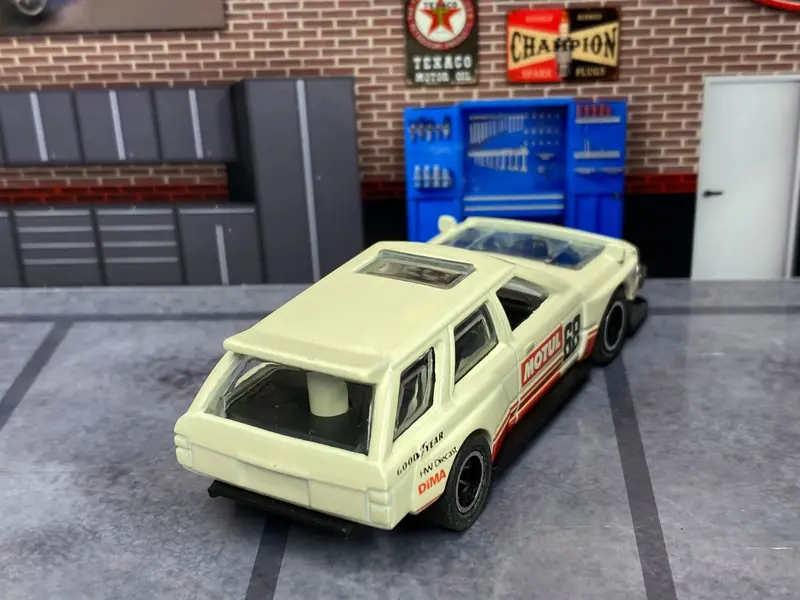 Custom Hot Wheels - Nissan Maxima Drift Car - White, Red And Black - Black And Chrome Track Wheels - Rubber Tires 2