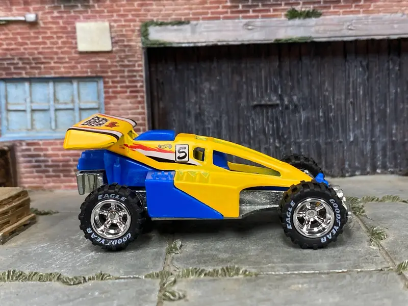 Custom Hot Wheels - Shock Factor Dune Buggy Sandrail - Yellow And Blue - Chrome Mag Wheels - Off Road Rubber Tires 1