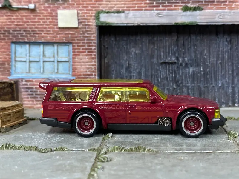 Custom Hot Wheels - Volvo 240 Drift Wagon - Burgundy - Burgundy And Chrome Steel Wheels - Rubber Tires 1