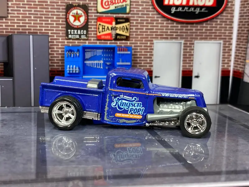 Custom Matchbox - 1935 Ford Pick Up Truck Hot Rod - Blue - Chrome 5 Spoke Wheels - Rubber Tires 1