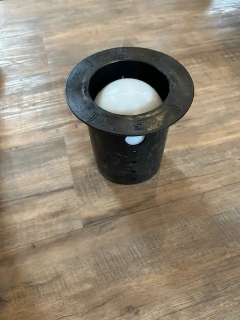 Diamond Meadows Molasses - Single Ball Lick Tank 1