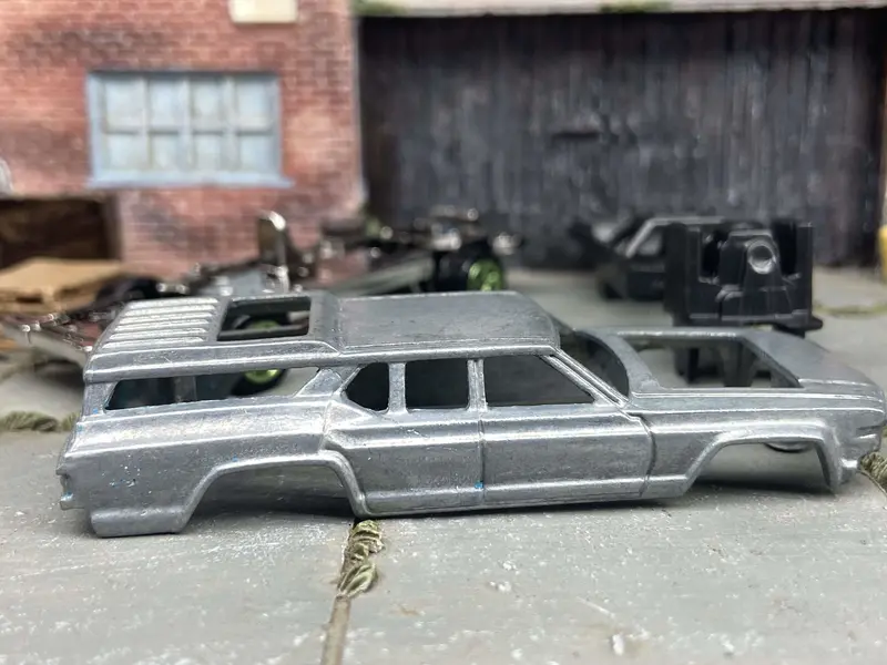 Diy Custom Hot Wheels Car Kit - Vista Cruiser "Cruiser Bruiser" Demolition Car - Build Your Own Custom Hot Wheels! 1