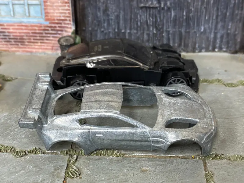 Diy Hot Wheels Car Kit - Aston Martin Vantage Gte - Build Your Own Custom Hot Wheels! 1
