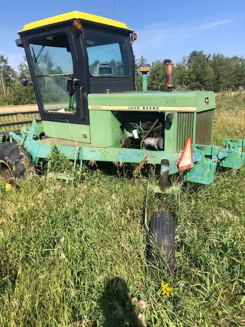 John Deere 2320 Swather Salvage 1