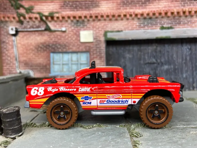 Loose Hot Wheels: 1955 Chevy Big Air Bel Air 4X4 In Red, Yellow And White 1
