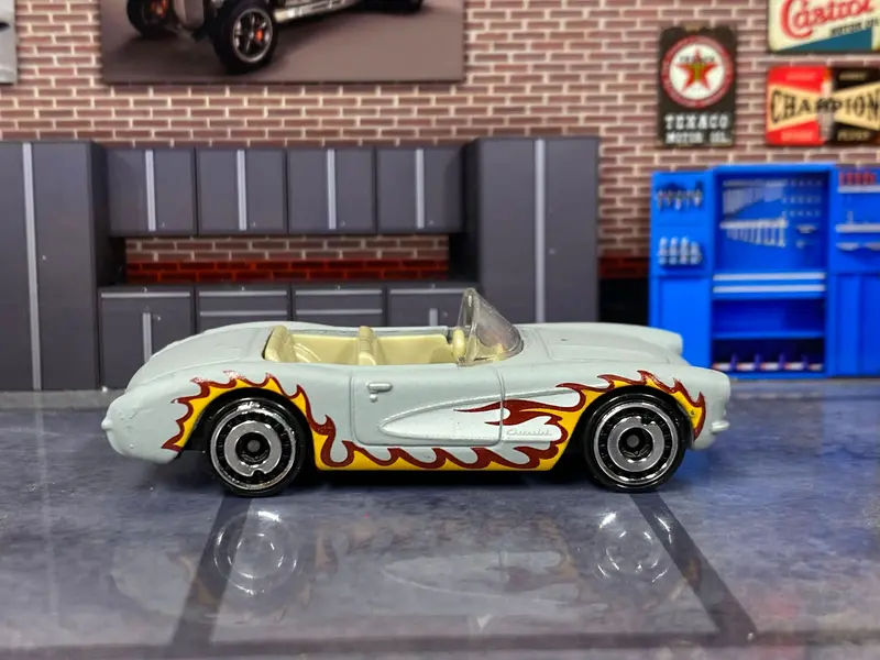 Loose Hot Wheels - 1956 Chevy Corvette - Barbie Gray And White With Flames 1