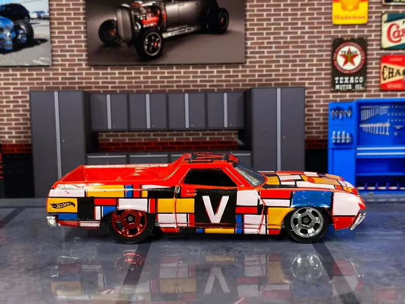 Loose Hot Wheels - 1972 Ford Ranchero - Red Art Car 1