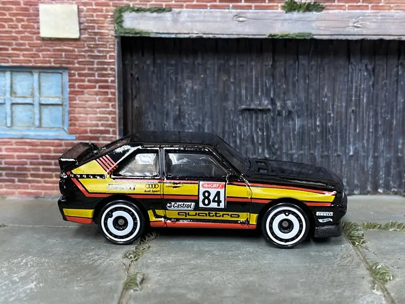 Loose Hot Wheels - 1984 Audi Sport Quattro - Black #84 Race Livery 1
