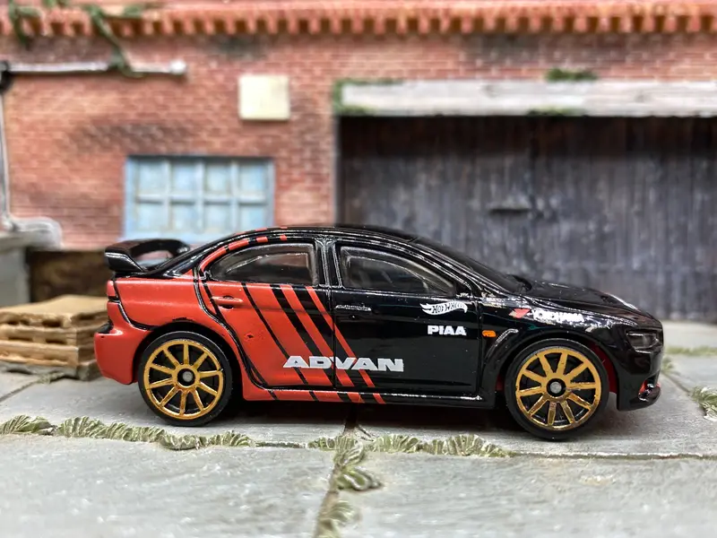 Loose Hot Wheels - 2008 Mitsubishi Lancer Evalution - Advant Black And Red 1