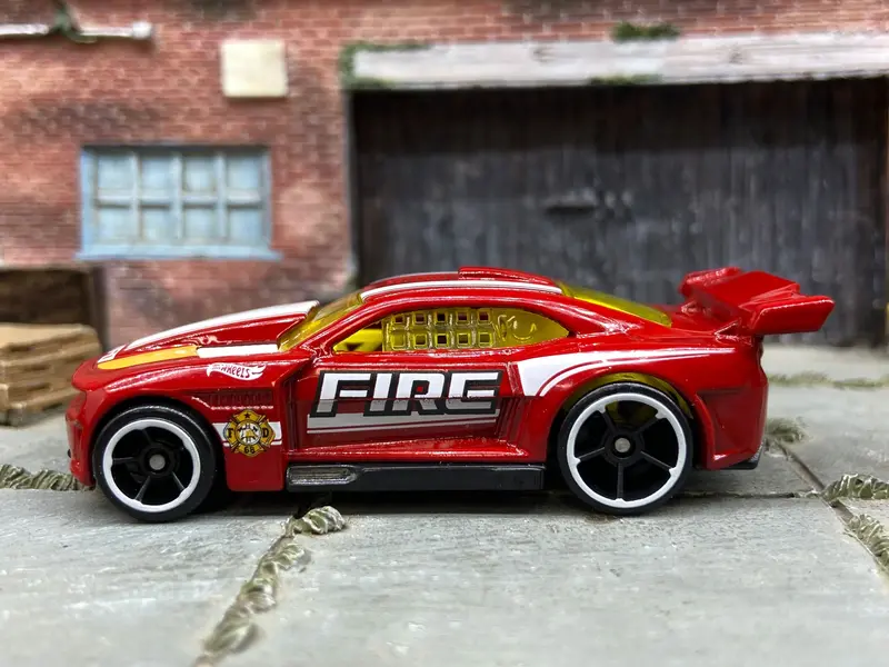 Loose Hot Wheels - 2011 Chevy Camaro - Fire Services Red, White And Yellow 1