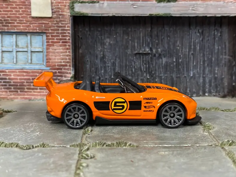 Loose Hot Wheels - 2015 Mazda Mx-5 Miata - Orange And Black 5 1