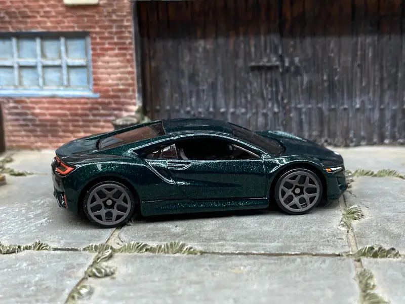 Loose Hot Wheels - 2017 Acura Nsx - Dark Green 1