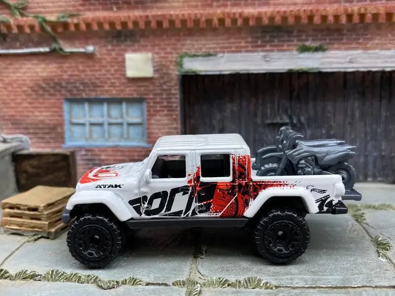 Loose Hot Wheels - 2020 Jeep Gladiator - White Borla 1