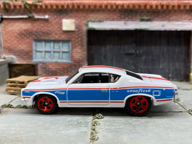 Loose Hot Wheels - Amc Rebel Machine - White, Blue And Red Goodyear Livery 1