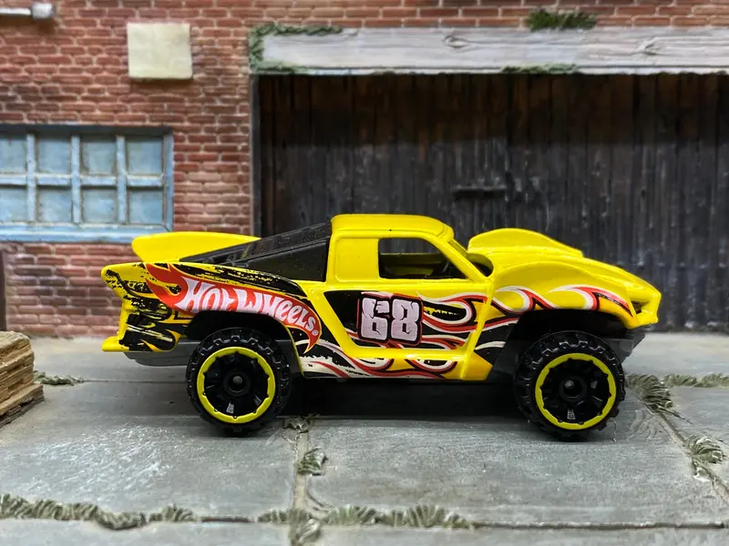Loose Hot Wheels - Baja Truck - Yellow 1