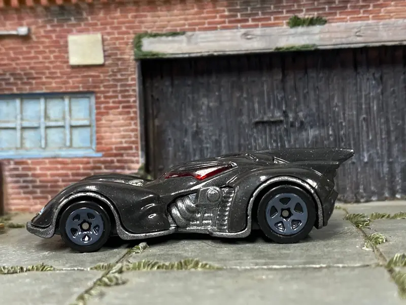 Loose Hot Wheels - Batman Batmobile Arkham Asylum - Gray 1