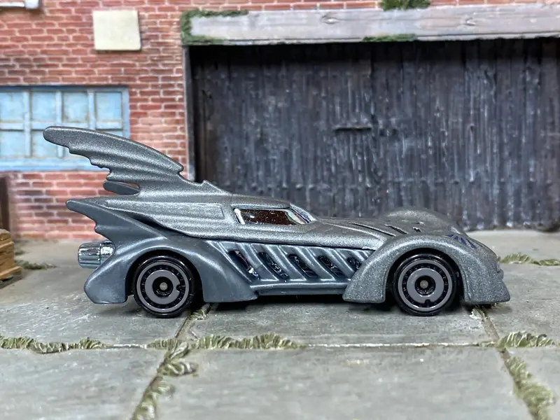 Loose Hot Wheels - Batman Batmobile Batman Forever Car - Gray 1