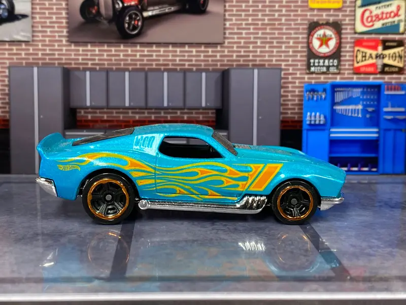 Loose Hot Wheels - Blvd Bruiser - Light Blue With Flames 1