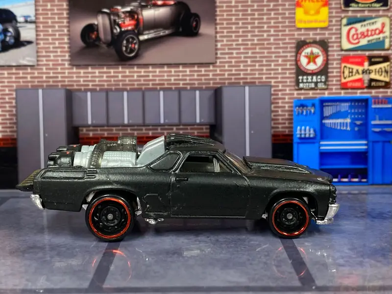 Loose Hot Wheels - Chevy El Camino - Satin Black 1