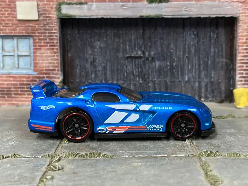 Loose Hot Wheels - Dodge Viper Gts-R - Blue And White 1